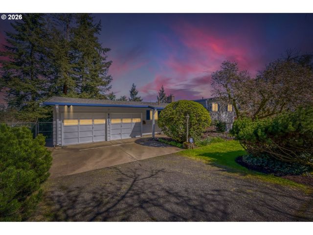 5767 TERRACE Dr, West Linn, OR 97068