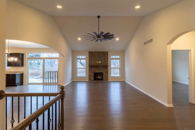55671 Bay Oaks Court, Shelby Twp, MI 48315