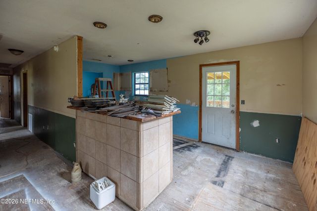 2238 STATE ROAD 16 W, Green Cove Springs, FL 32043