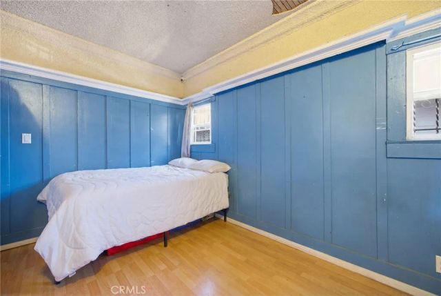 123 E 65th Street, Los Angeles, CA 90003