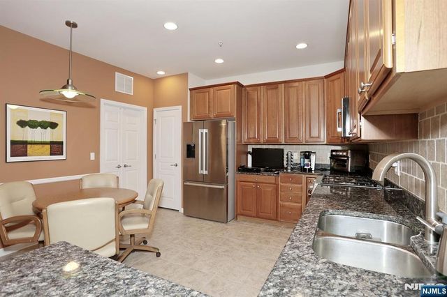 3118 Warrens Way, Wanaque, NJ 07465