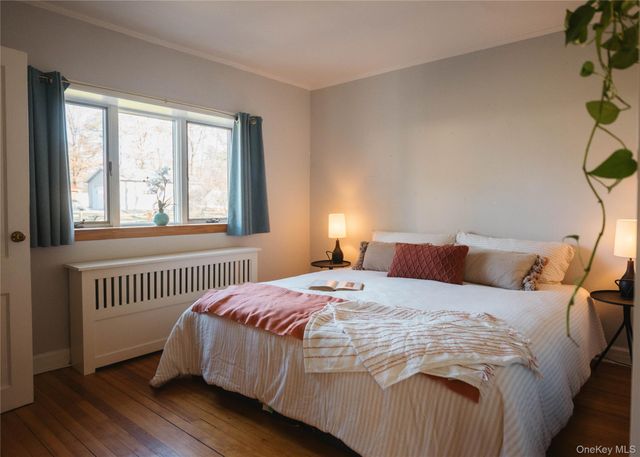 18 Mountainview Avenue, Rosendale, NY 12472