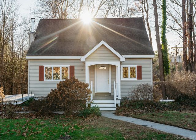 18 Mountainview Avenue, Rosendale, NY 12472