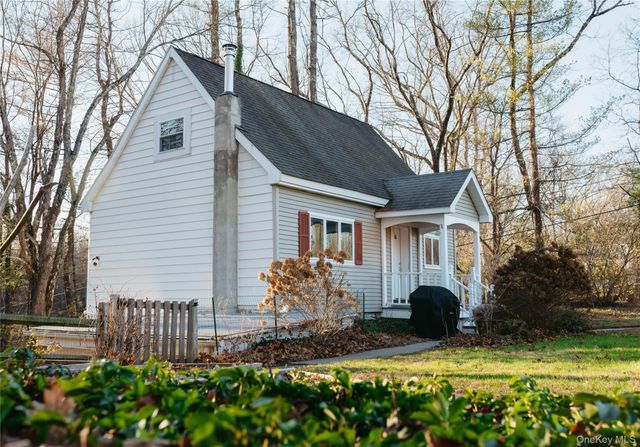 18 Mountainview Avenue, Rosendale, NY 12472