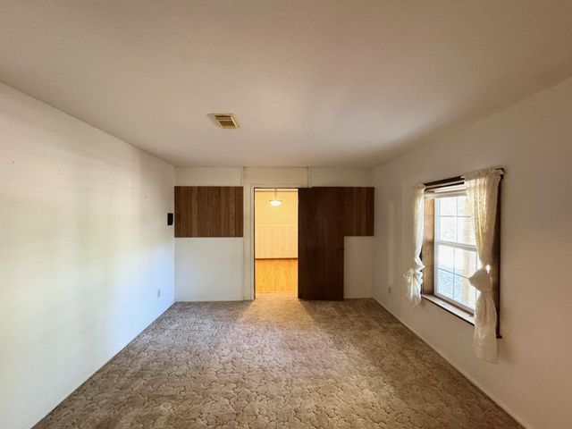 129 Dailey Road, Crockett, TX 75835