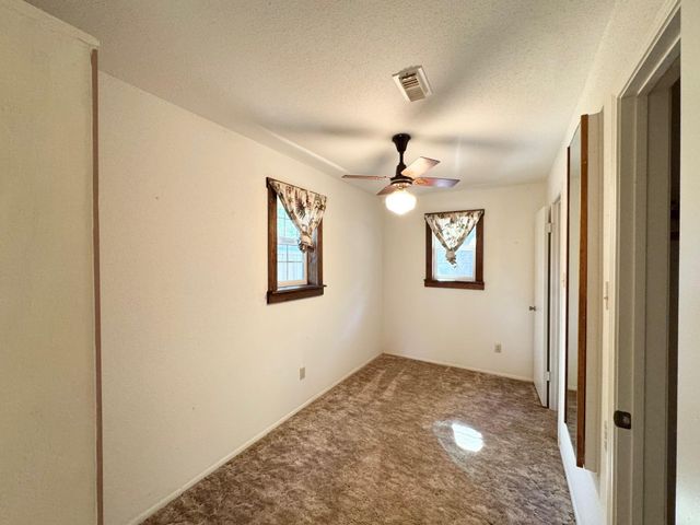 129 Dailey Road, Crockett, TX 75835