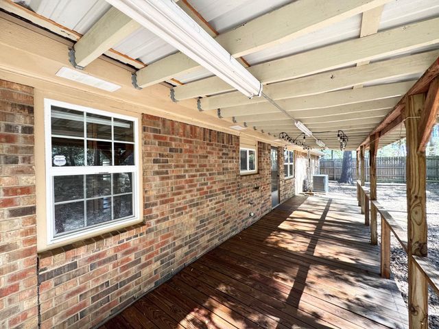 129 Dailey Road, Crockett, TX 75835