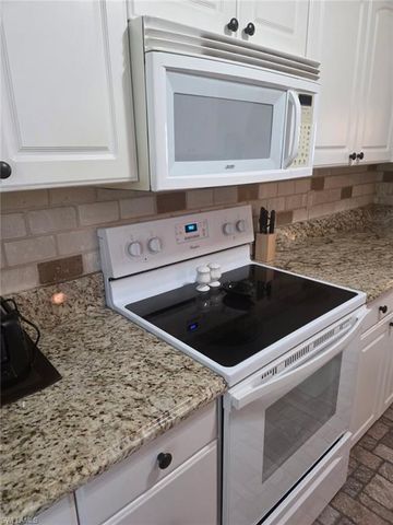 2280 Somerset Ridge DR 102, Lehigh Acres, FL 33973