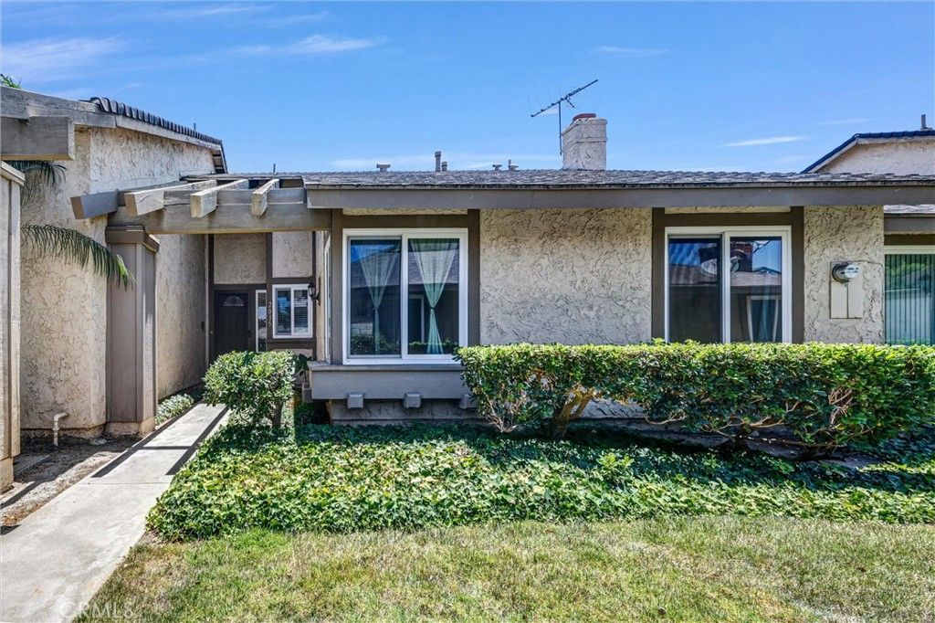 2035 E Blackwood, Anaheim, CA 92806 — exterior