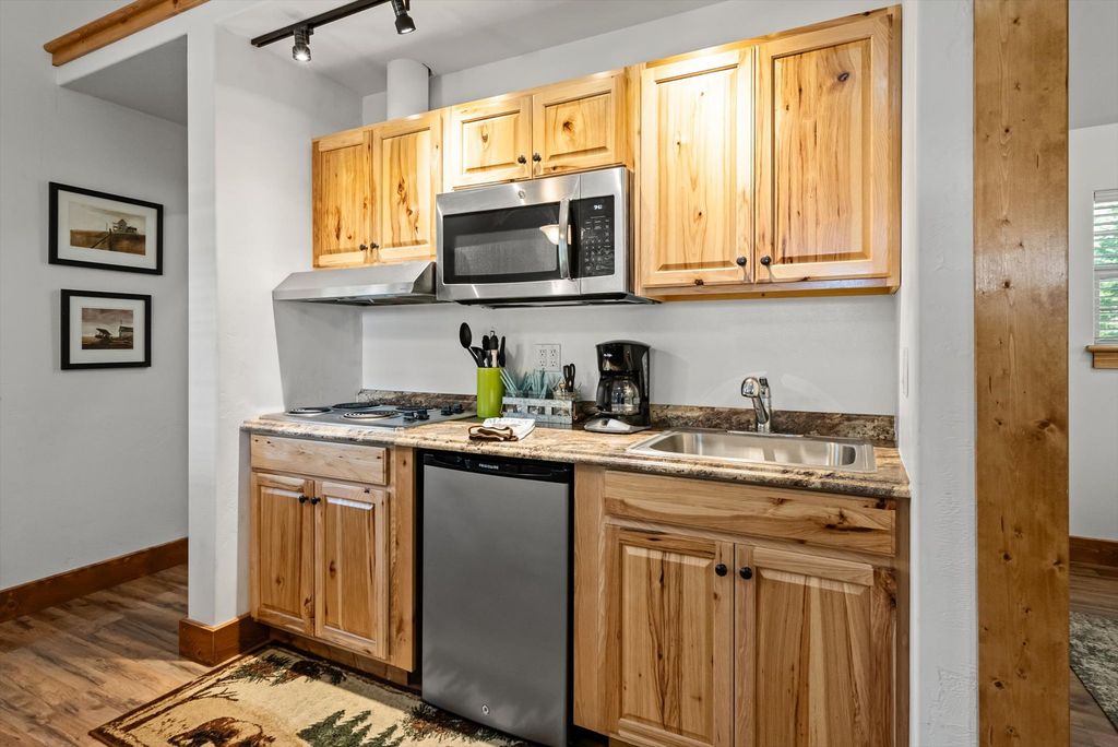 205 Muley Road, Lakeside, MT 59922 photo 32