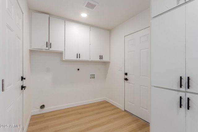 959 E FAIRFIELD Street, Mesa, AZ 85203