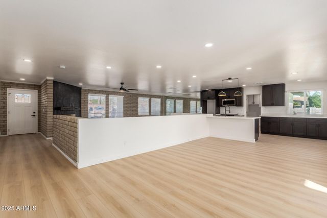 959 E FAIRFIELD Street, Mesa, AZ 85203