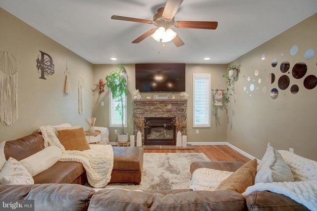 717 SOUTHWOOD DRIVE, Shippensburg, PA 17257