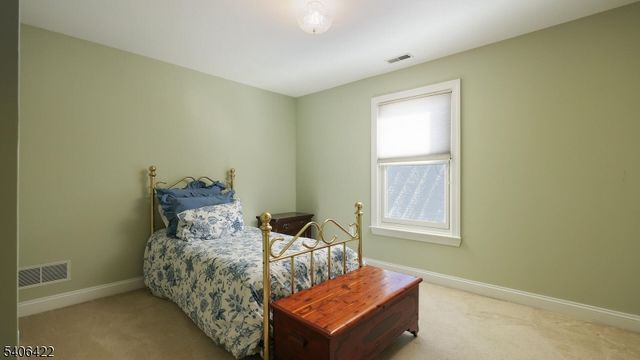 3 Vinson Dr, Raritan Twp., NJ 08822