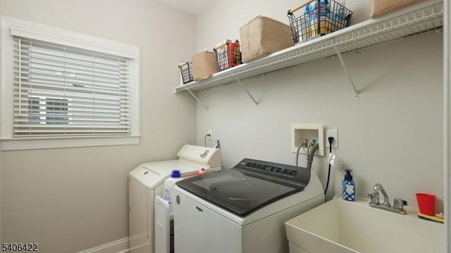 3 Vinson Dr, Raritan Twp., NJ 08822