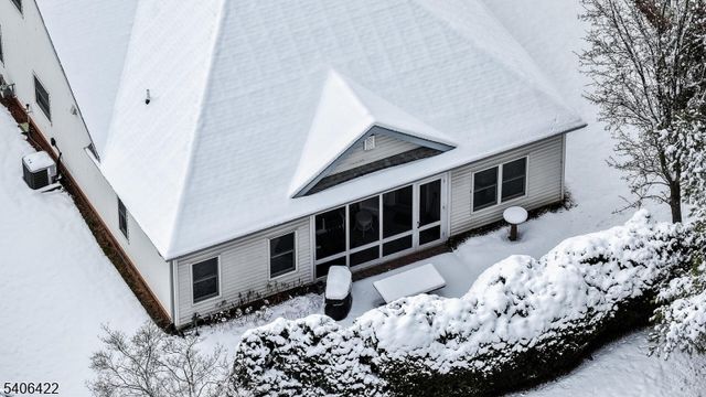 3 Vinson Dr, Raritan Twp., NJ 08822