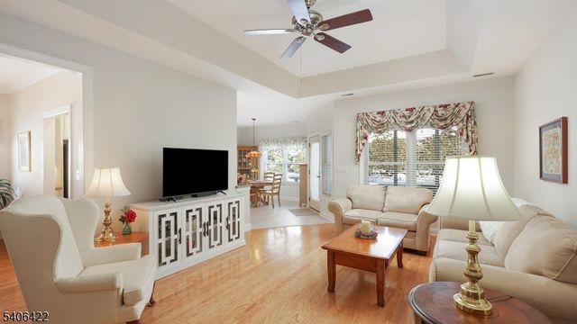 3 Vinson Dr, Raritan Twp., NJ 08822