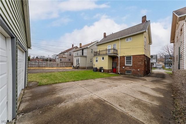 3407 Cedarbrook Road, Cleveland Heights, OH 44118