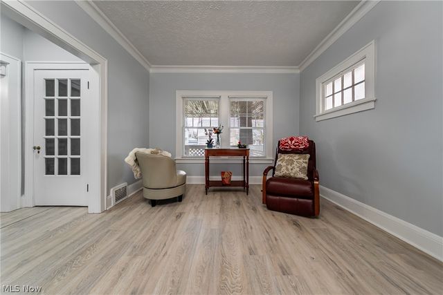 3407 Cedarbrook Road, Cleveland Heights, OH 44118