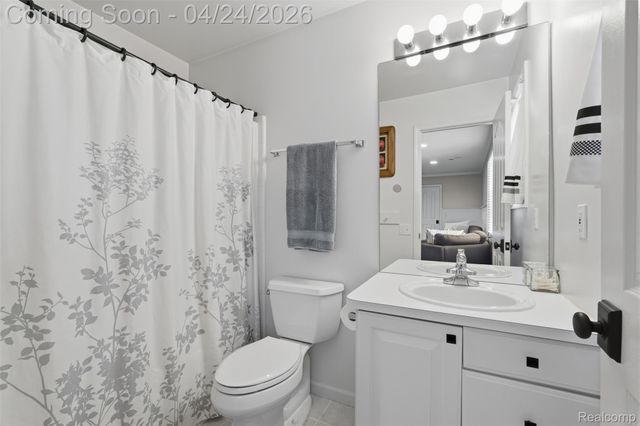 46790 W 11 Mile Road, Novi, MI 48374