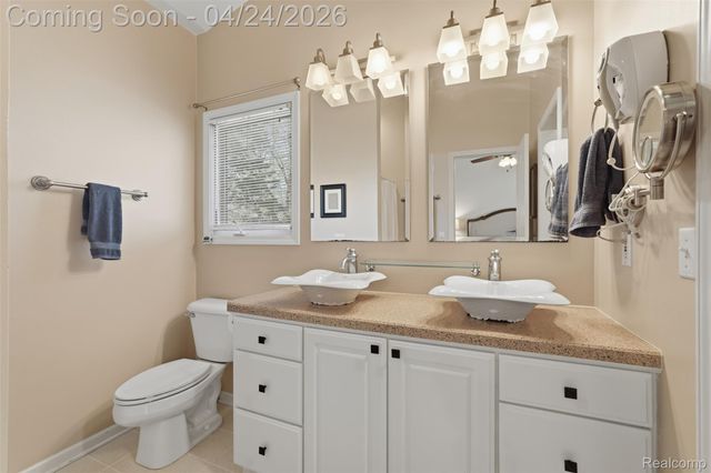 46790 W 11 Mile Road, Novi, MI 48374