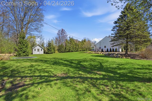 46790 W 11 Mile Road, Novi, MI 48374