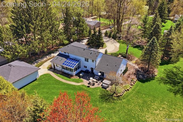 46790 W 11 Mile Road, Novi, MI 48374