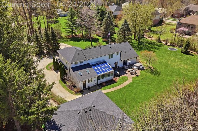 46790 W 11 Mile Road, Novi, MI 48374