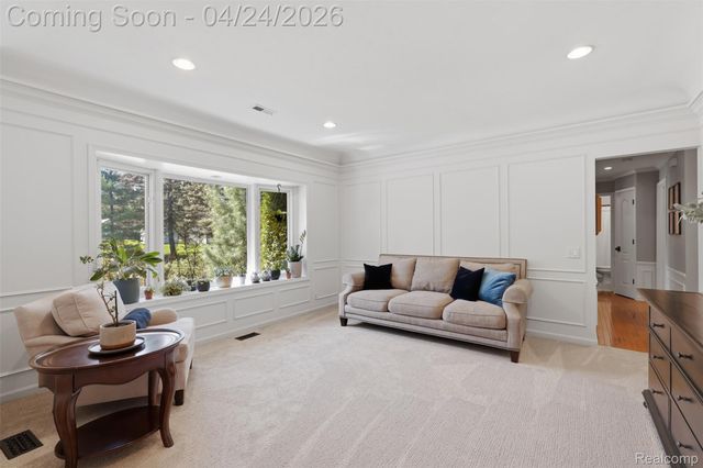46790 W 11 Mile Road, Novi, MI 48374