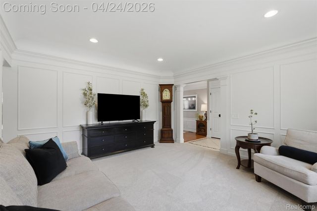 46790 W 11 Mile Road, Novi, MI 48374