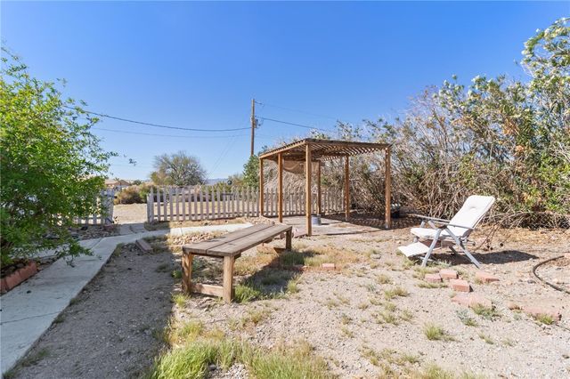 5987 S Gazelle Drive, Fort Mohave, AZ 86426