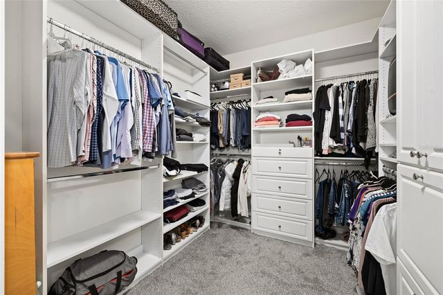 15501 MARTINMEADOW DRIVE, Lithia, FL 33547