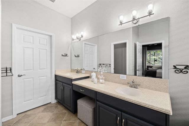 15501 MARTINMEADOW DRIVE, Lithia, FL 33547