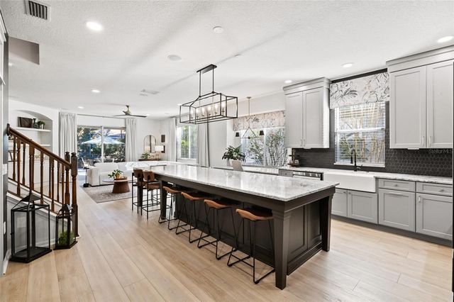 15501 MARTINMEADOW DRIVE, Lithia, FL 33547