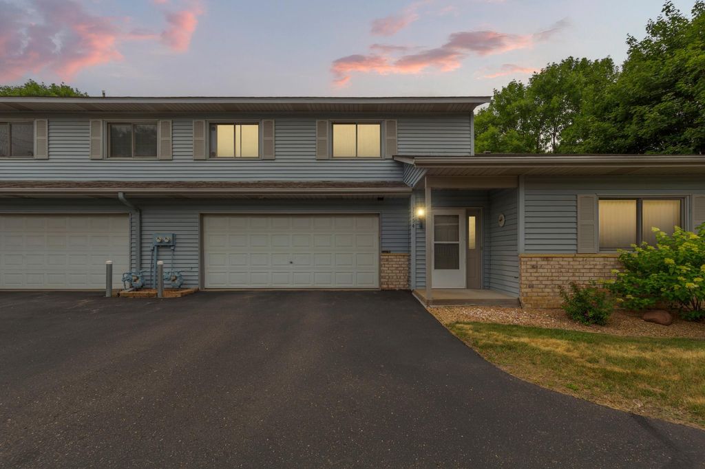 1154 Aston Circle, Burnsville, MN 55337 — photo 3