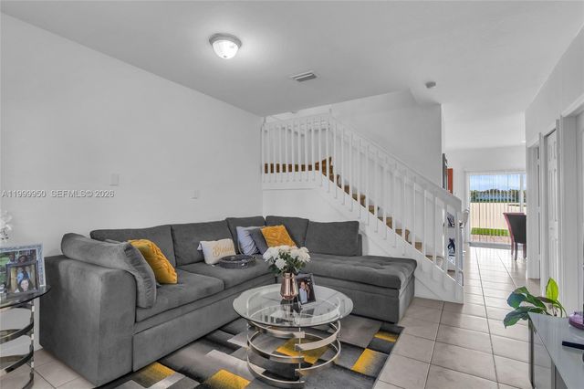 3064 SE 17th Ave, Homestead, FL 33035