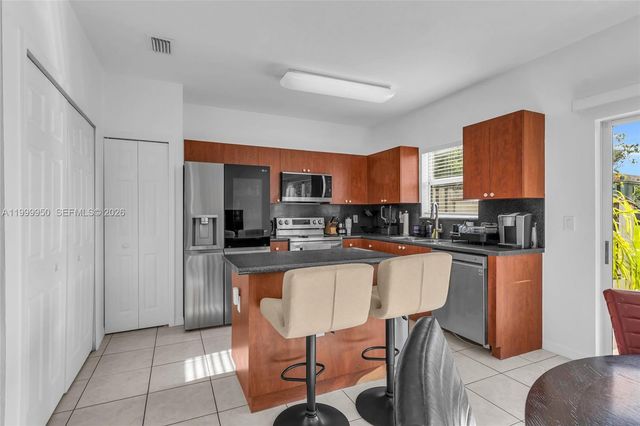 3064 SE 17th Ave, Homestead, FL 33035