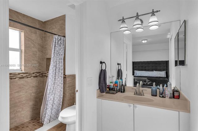 3064 SE 17th Ave, Homestead, FL 33035