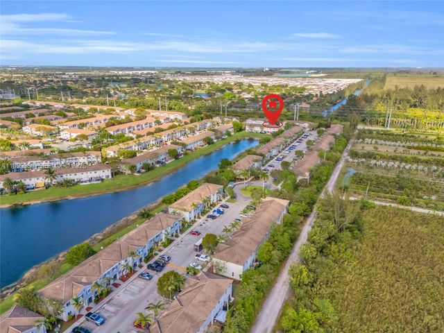 3064 SE 17th Ave, Homestead, FL 33035