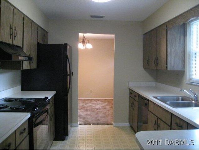 67 Brookwood Drive, Ormond Beach, FL 32174