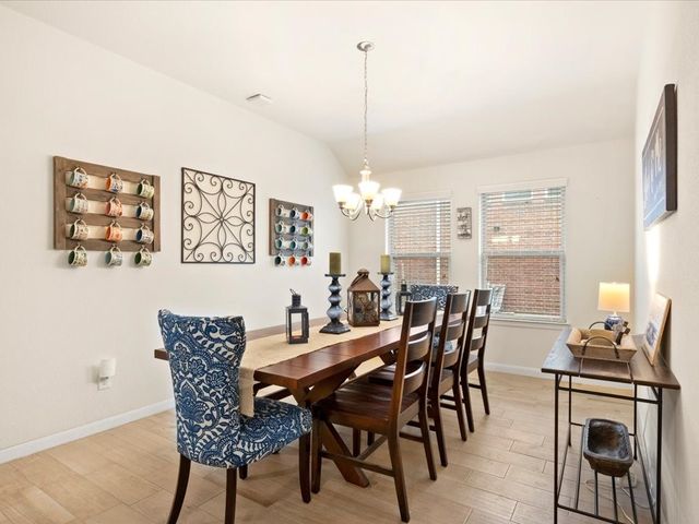 125 Lariat Trail, Waxahachie, TX 75165