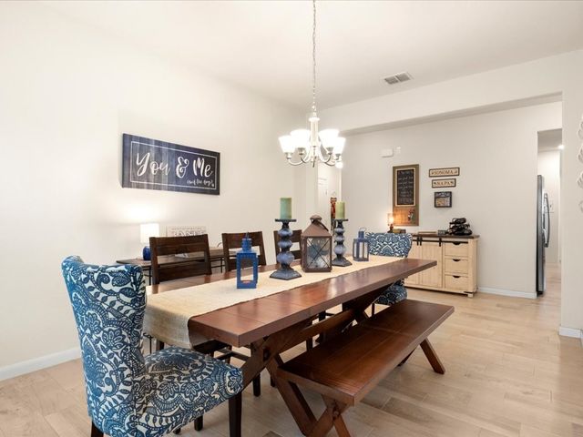 125 Lariat Trail, Waxahachie, TX 75165