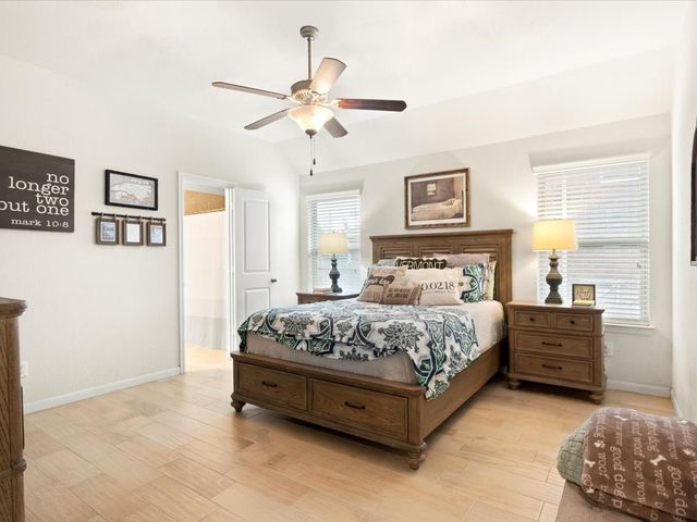 125 Lariat Trail, Waxahachie, TX 75165