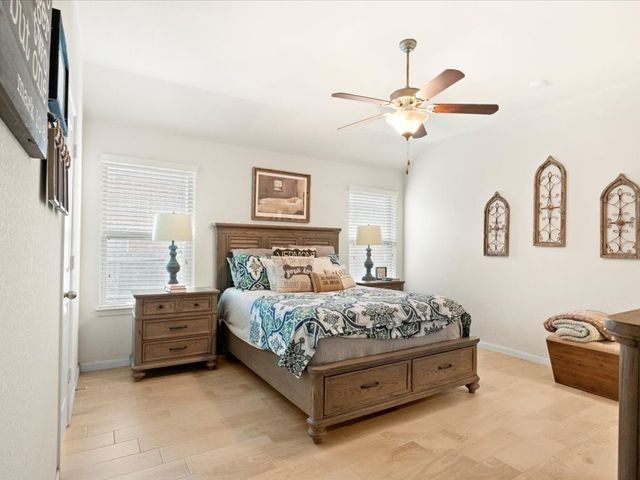 125 Lariat Trail, Waxahachie, TX 75165