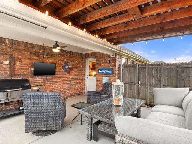 125 Lariat Trail, Waxahachie, TX 75165