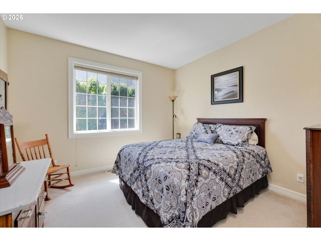 1969 Ne 20TH Ave, Canby, OR 97013