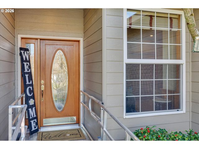 1969 Ne 20TH Ave, Canby, OR 97013