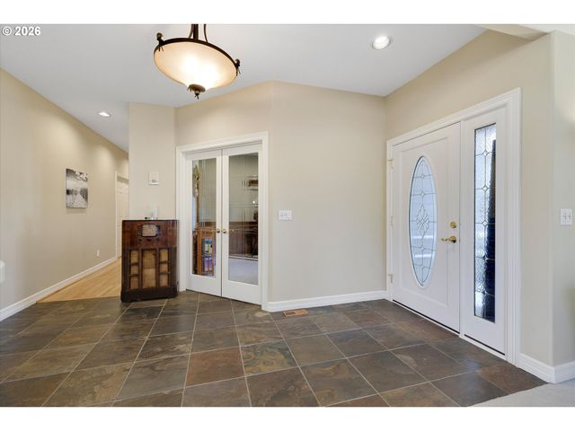 1969 Ne 20TH Ave, Canby, OR 97013