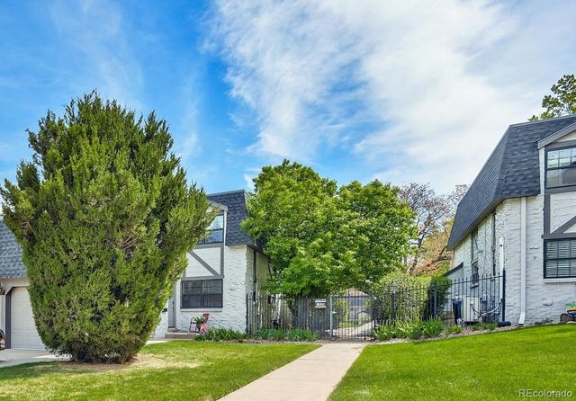 3538 S Ivanhoe Street, Denver, CO 80237