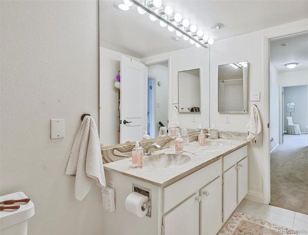 3538 S Ivanhoe Street, Denver, CO 80237